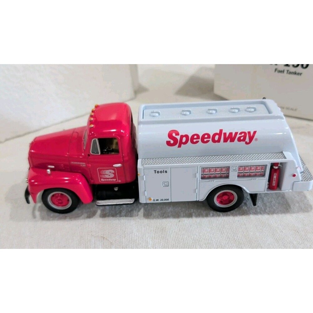 1996 First Gear, 1957 International R-190 Fuel Tanker, 1:34 Scale, Diecast, NIB